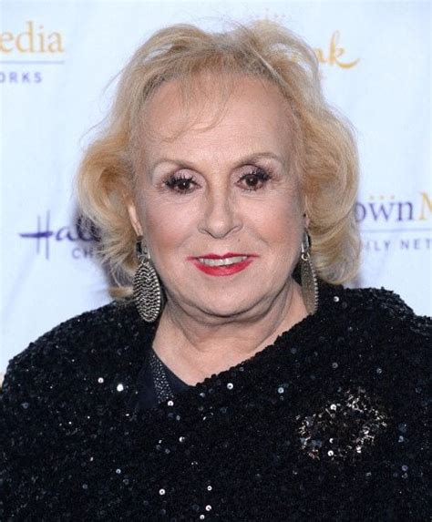 doris roberts net worth